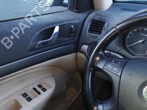 Left front window switch SKODA OCTAVIA II (1Z3) 2.0 TDI | BP25519687I27  - Image 6