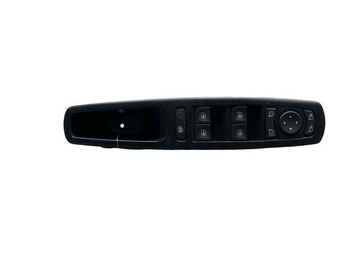 Used Left front window switch RENAULT MEGANE III Grandtour (KZ0/1) 1.5 dCi (KZ09, KZ0D, KZ1G, KZ29, KZ14, KZ1W, KZ10, KZ1F,... (110 hp) 25548287