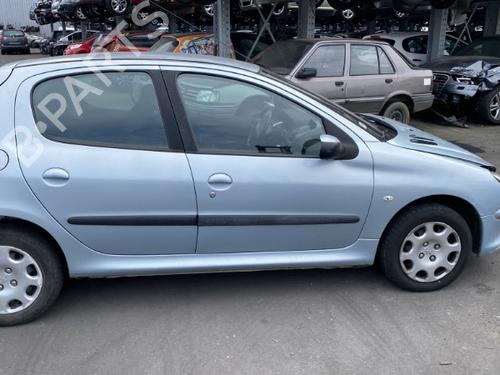 Tågelys PEUGEOT 206 Hatchback (2A/C) 1.4 i | BP25574584C37 