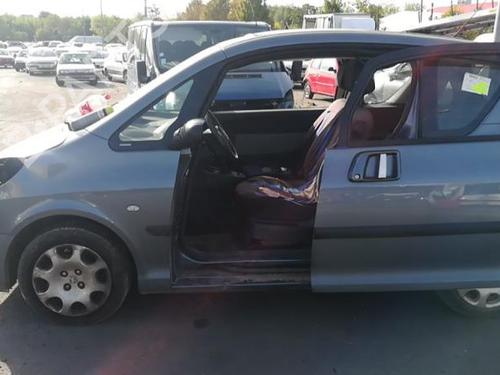 Right headlight PEUGEOT 1007 (KM_) 1.4 16V | BP25576876C29  - Image 27