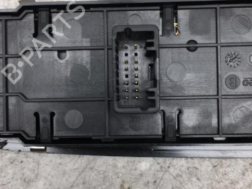 Used Left front window switch Left front window switch RENAULT MEGANE III Grandtour (KZ0/1) 1.5 dCi (KZ09, KZ0D, KZ1G, KZ29, KZ14, KZ1W, KZ10, KZ1F,... (110 hp) 25534115 25534115