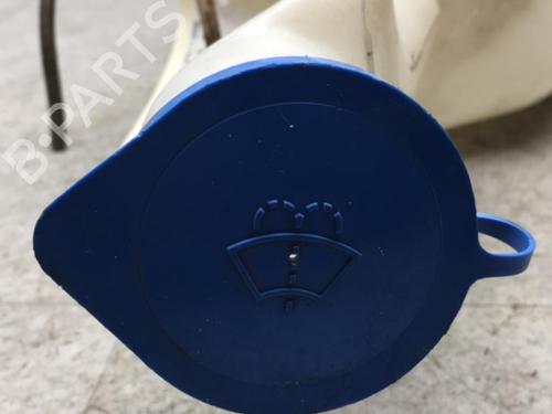 Used Windscreen washer tank Windscreen washer tank HONDA CIVIC VI Fastback (MA, MB) 1.5 16V (MB3) (114 hp) 25585417 25585417