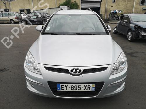 Switch HYUNDAI i30 Estate (FD) 1.6 CRDi | BP25579955I30  - Image 11