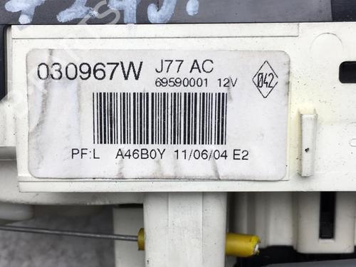 Used Climate control Climate control RENAULT MODUS / GRAND MODUS (F/JP0_) 1.5 dCi (FP0E, JP0E) (65 hp) 25582014 25582014