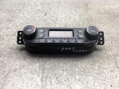 Used Climate control Climate control KIA CEE'D (JD) 1.6 CRDi 136 (136 hp) 25546435 25546435