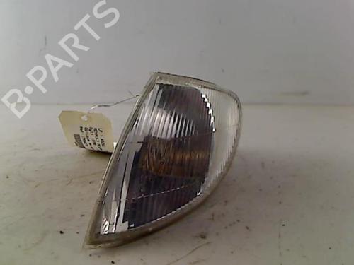 Blinklys foran venstre RENAULT MEGANE Scenic (JA0/1_) 1.6 e (JA0F) (90 hp) 25523113