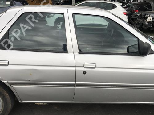 Right taillight FORD ESCORT V Saloon (AFL) 1.8 i 16V | BP25557762C35 