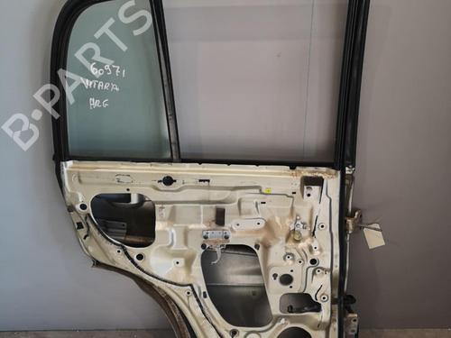 Used Left rear door Left rear door 25559382 25559382