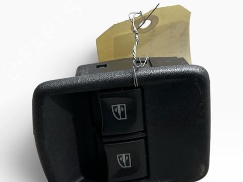 Used Left front window switch Left front window switch DACIA DOKKER MPV (KE_) 1.5 dCi / Blue dCi 75 (KEAJ, KEAH, KEJW) (75 hp) 40449364 40449364