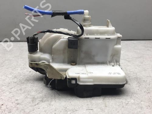 Used Front right lock VW POLO III (6N1) 60 1.4 (60 hp) 25557814