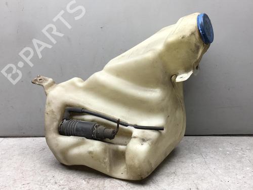 Used Windscreen washer tank Windscreen washer tank 25556176 25556176