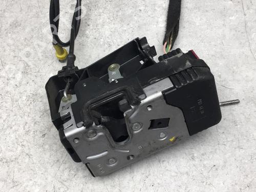 Front right lock RENAULT TRAFIC II Bus (JL) 2.0 dCi 90 | BP25579837C97 