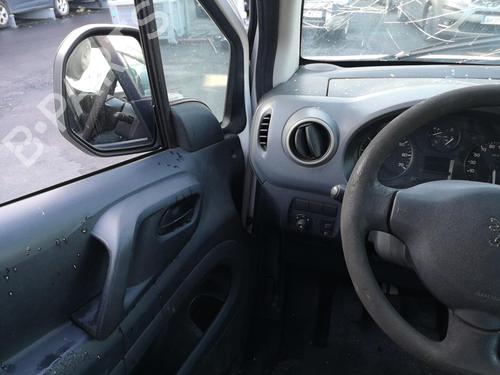 Used Steering column stalk PEUGEOT PARTNER Box Body/MPV 1.6 HDi (75 hp) 25561102