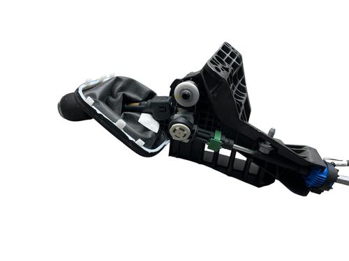 Used Gear lever Gear lever RENAULT MASTER III Van (FV) 2.3 dCi 135 FWD (FV0N, FV08, FV06, FV00, FV1S) (136 hp) 30513863 30513863