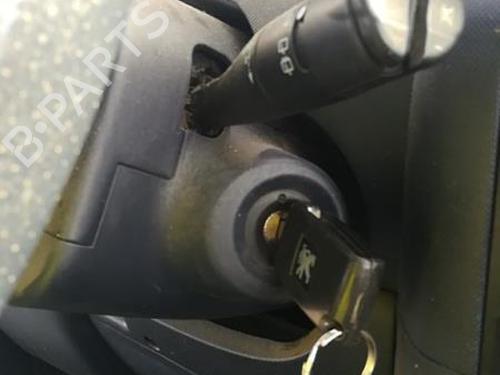 Right headlight PEUGEOT 1007 (KM_) 1.4 16V | BP25576876C29 - Image 25