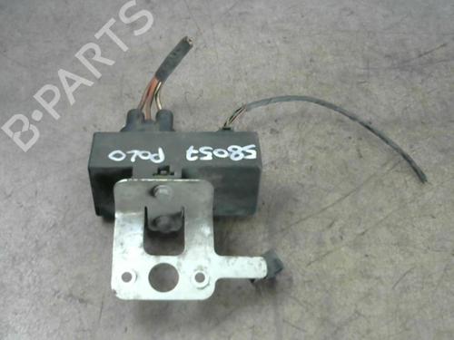 Elektronische module VW POLO (9N_, 9A_) 1.4 TDI (70 hp) 25579081