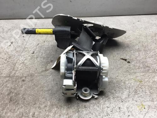 Used Front right seatbelt PEUGEOT 5008 (0U_, 0E_) 2.0 HDi 150 / BlueHDi 150 (150 hp) 25529164