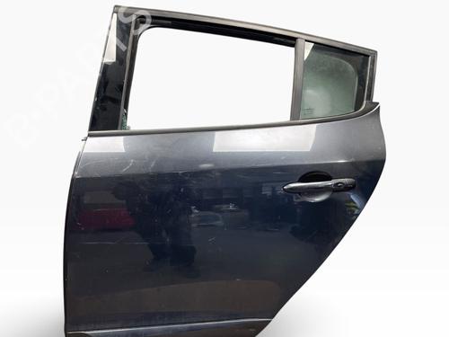left-rear-door-renault-megane-iii-hatchback-bz01_-b3_-2008-39151406 main image