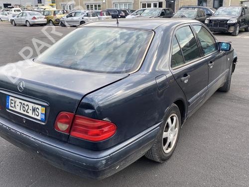 Left tailgate light MERCEDES-BENZ E-CLASS (W210) E 290 Turbo-D (210.017) | BP25579634C79 - Image 26