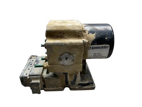 Used ABS pump ABS pump RENAULT MASTER II Van (FD) 2.5 dCi (FD02) (101 hp) 32108770 32108770