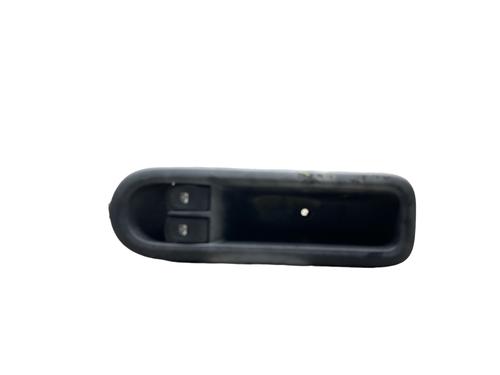 Used Left front window switch RENAULT TWINGO II (CN0_) 1.5 dCi 75 (75 hp) 25582033