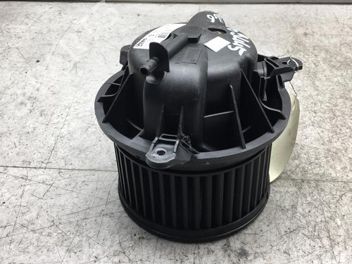 Heater blower motor CITROËN BERLINGO / BERLINGO FIRST MPV (MF_, GJK_, GFK_) 1.6 HDI 90 (MF9HX) | BP25546463M62 