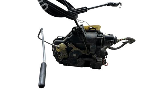 front-left-lock-vw-golf-iv-1j1-1997-1998-1999-2000-2001-2002-2003-2004-2005-2006-2007-2008-30520973 main image