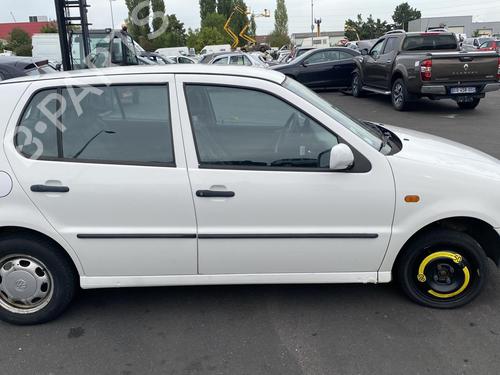 Right front indicator VW POLO III (6N1) 55 1.3 | BP25555805C33 