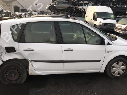 Left front fenders RENAULT SCÉNIC II (JM0/1_) 1.5 dCi (JM1E, JM16) | BP25521349C41 