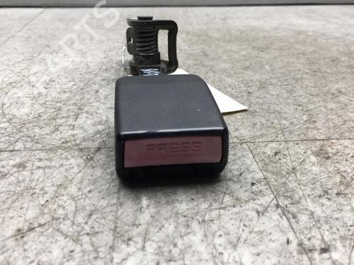 Used Seat buckle PEUGEOT 307 CC (3B) 2.0 HDi 135 (136 hp) 25510966