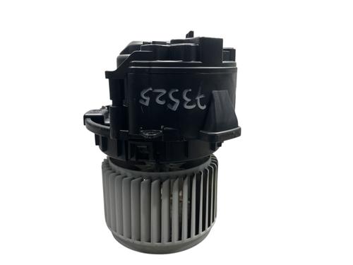 Used Heater blower motor Heater blower motor RENAULT CAPTUR II (HF_) TCe 100 (HFMT) (101 hp) 25540148 25540148