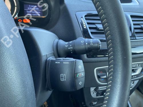 Display RENAULT MEGANE III Hatchback (BZ0/1_, B3_) 1.5 dCi (BZ0C) | BP25571634C48 