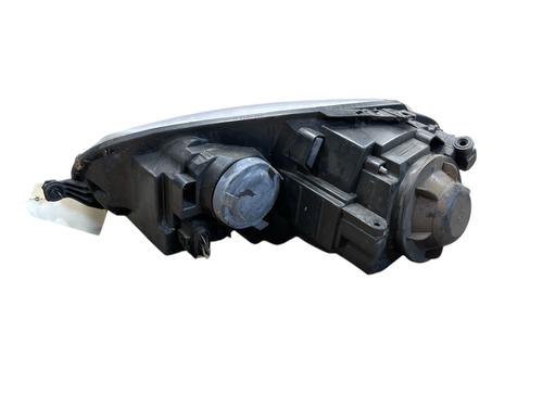 Right headlight VW GOLF V (1K1) 2.0 TDI 16V | BP25563747C29 