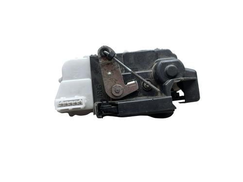 Fechadura trás esquerda Fechadura trás esquerda 25537892 25537892