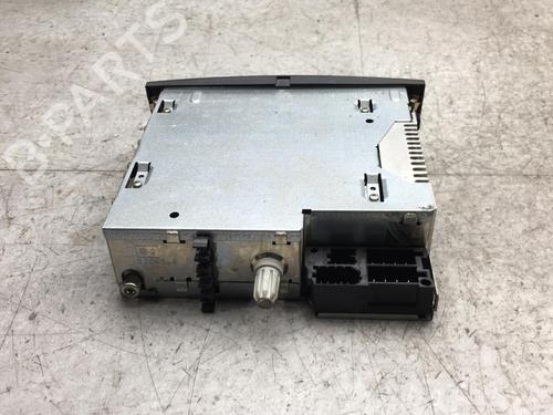 Used Radio Radio 25510263 25510263