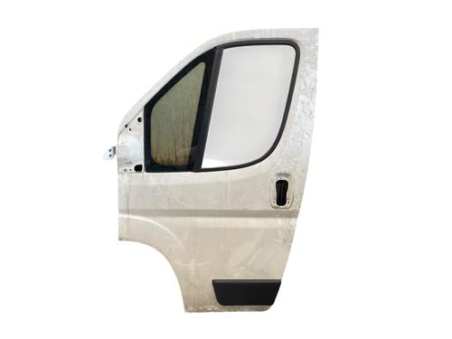 Left front door PEUGEOT BOXER Van 2.0 BlueHDi 130 | BP27562022C2 