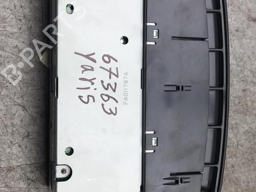 Climate control TOYOTA YARIS (_P1_) 1.4 D-4D (NLP10_, NLP10R) | BP25571475I5 