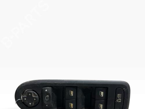 Used Left front window switch Left front window switch PEUGEOT 508 I (8D_) 1.6 HDi (112 hp) 40205434 40205434