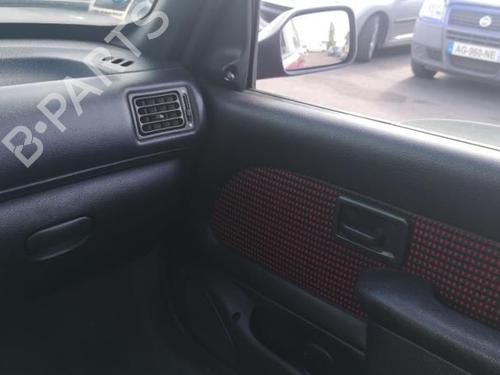 Right taillight PEUGEOT 106 II (1A_, 1C_) 1.4 i | BP25524051C35 