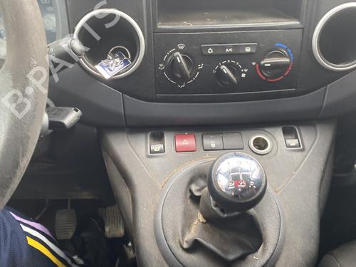 Instrument cluster PEUGEOT PARTNER Tepee 1.6 HDi | BP25757632C47 - Image 18