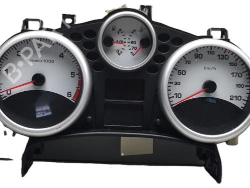 Used Instrument cluster Instrument cluster 25553804 25553804