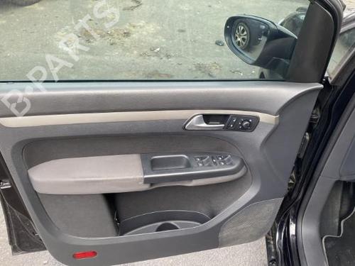 Venstre bak beltestrammer VW TOURAN (1T1, 1T2) 2.0 TDI 16V | BP25572623C89 