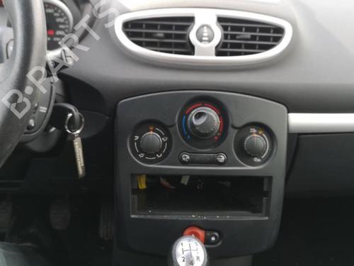 Front left window mechanism RENAULT CLIO III (BR0/1, CR0/1) 1.5 dCi (C/BR0G, C/BR1G) | BP25584163C22 