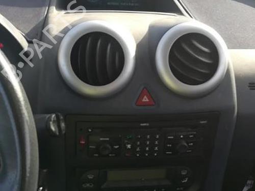 Right headlight PEUGEOT 1007 (KM_) 1.4 16V | BP25576876C29  - Image 7