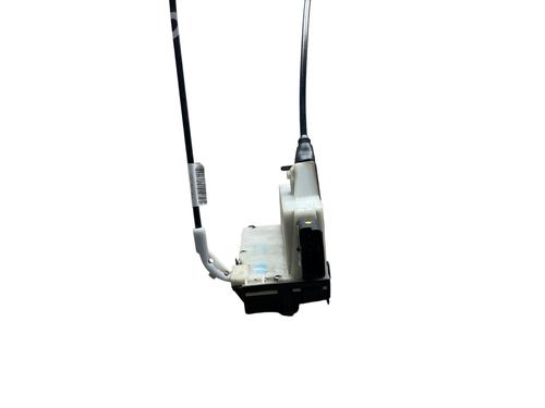 Front right lock PEUGEOT 2008 I (CU_) 1.2 THP 110 / PureTech 110 | BP26173836C97 