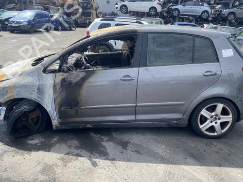 Rear bumper VW GOLF PLUS V (5M1, 521) 2.0 TDI 16V | BP25574045C8 
