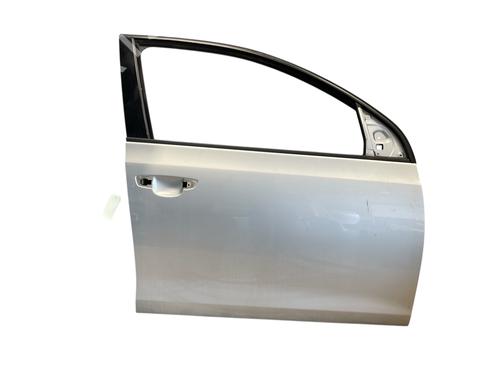 Used Right front door VW GOLF VI (5K1) 2.0 TDI (110 hp) 26594957