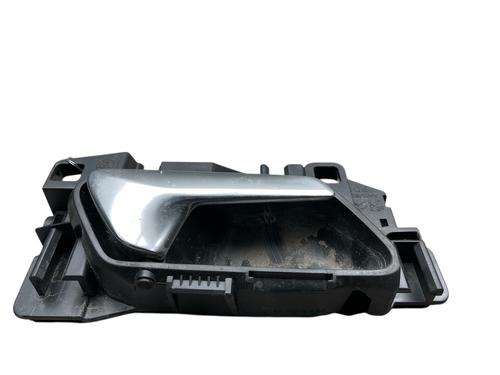 Front right interior door handle OPEL CORSA F (P2JO) 1.5 (68) | BP25572826I14 