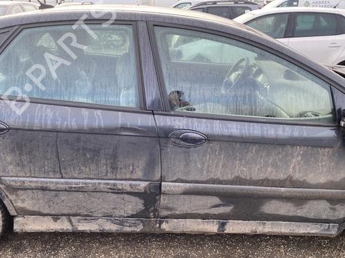 Fuse box CITROËN C5 I (DC_) 2.0 HDi (DCRHZB, DCRHZE) | BP33550981E1 - Image 20