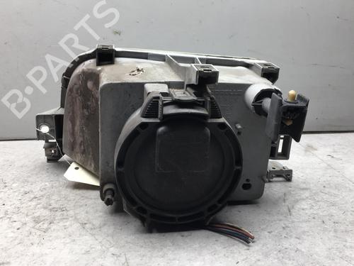 Used Right headlight RENAULT CLIO I (B/C57_, 5/357_) 1.4 (80 hp) 25584818